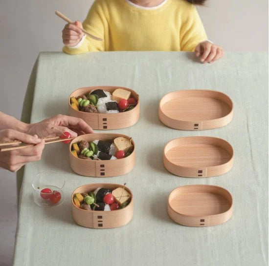 親子弁当(中)