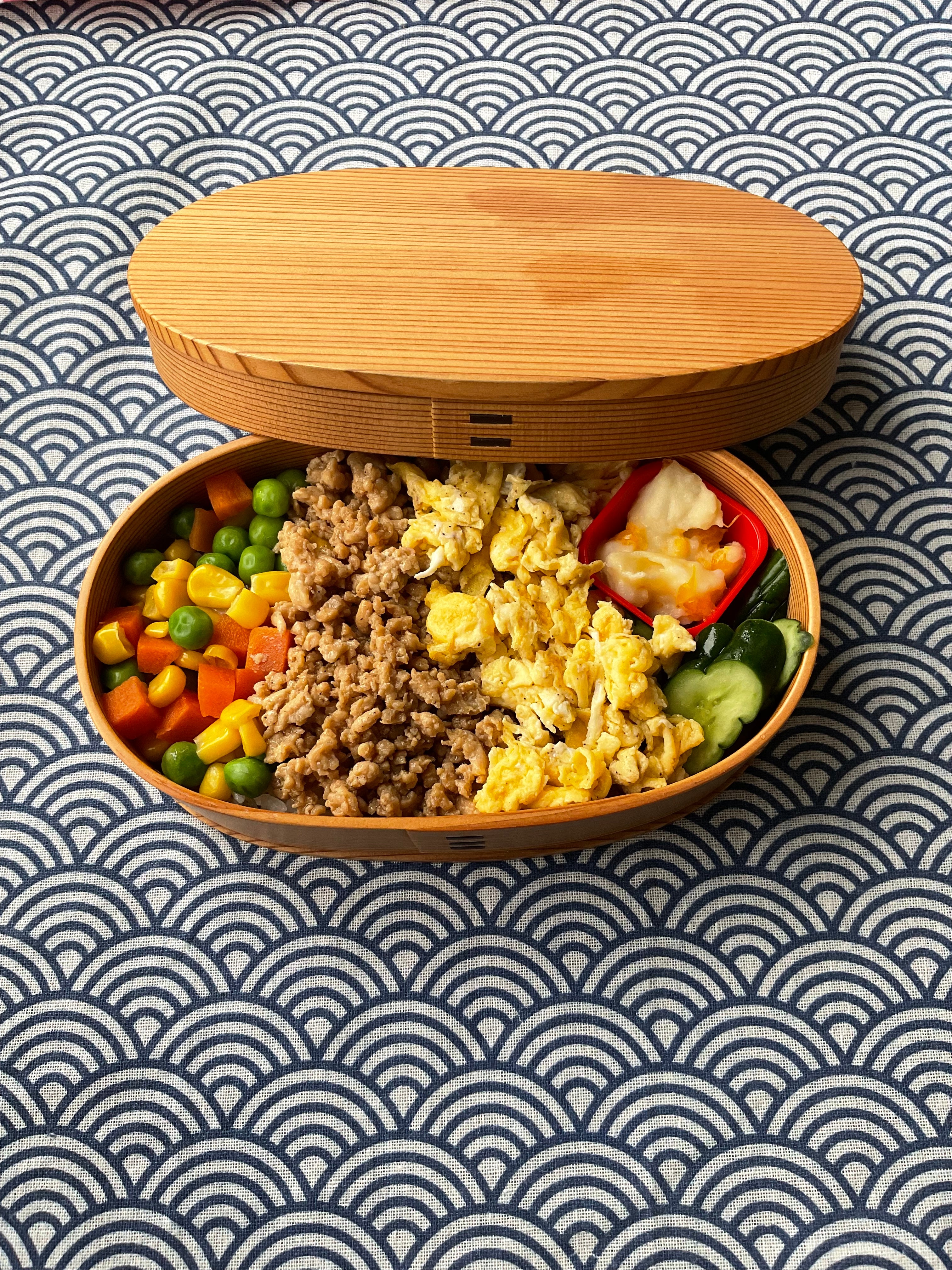小判弁当（中）